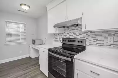1116 Astor Drive, Mount Pleasant, SC 29464 - Photo 8