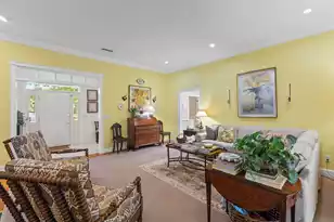 537 Rice Planters Ln E, Mount Pleasant, SC 29464 - Photo 4