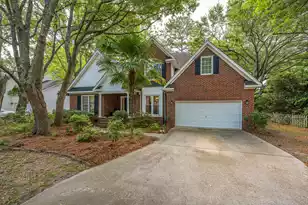 424 Springfield Rd, Mount Pleasant, SC 29464 - Photo 2