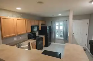 7919 Shadow Oak Dr, North Charleston, SC 29406 - Photo 4