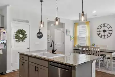 475 Cedarview Road, Summerville, SC 29486 - Photo 4