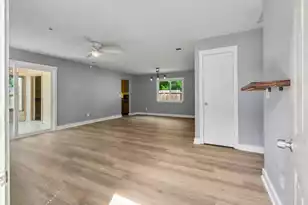 8687 Elsinore Ct, North Charleston, SC 29406 - Photo 6