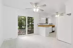 2754 Clover St, Charleston, SC 29414 - Photo 8
