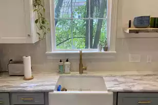144 Queen St #A, Charleston, SC 29401 - Photo 8