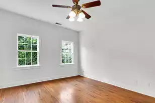128 Logan St, Charleston, SC 29401 - Photo 10
