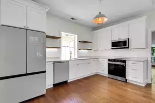128 Logan St, Charleston, SC 29401 - Photo 6