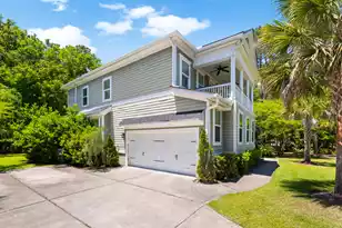 3687 Coastal Crab Rd, Mount Pleasant, SC 29466 - Photo 4
