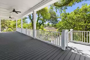 19 Broadway St, Mount Pleasant, SC 29464 - Photo 2