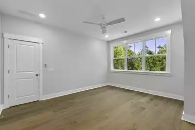 19 Broadway Street, Mount Pleasant, SC 29464 - Photo 18