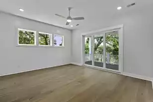 19 Broadway St, Mount Pleasant, SC 29464 - Photo 12