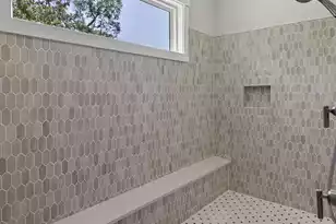19 Broadway St, Mount Pleasant, SC 29464 - Photo 14
