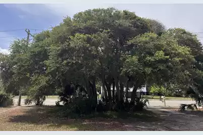 1904 Palmetto Boulevard, Edisto Island, SC 29438 - Photo 58