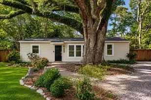 1722 Robinhood Dr W, Charleston, SC 29407 - Photo 1
