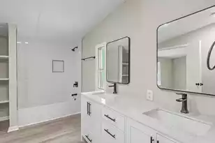 100 Carroll Ln, Summerville, SC 29486 - Photo 16
