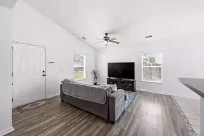 113 Obannon Court, Summerville, SC 29483 - Photo 4