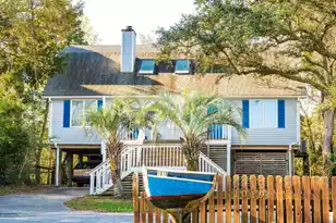 1019 Seacrest Ln, Folly Beach, SC 29439 - Photo 8