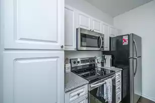 130 River Landing Dr, Charleston, SC 29492 - Photo 8