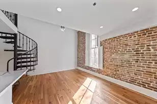377 King St #201, Charleston, SC 29401 - Photo 4