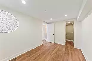 377 King St #201, Charleston, SC 29401 - Photo 10