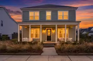 643 Blueway Ave, Summerville, SC 29486 - Photo 1