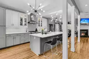 2044 Marsh Flower Ln, Charleston, SC 29414 - Photo 8