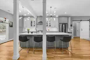 2044 Marsh Flower Ln, Charleston, SC 29414 - Photo 6