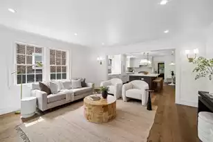 2315 Mt Pleasant St, Charleston, SC 29403 - Photo 6
