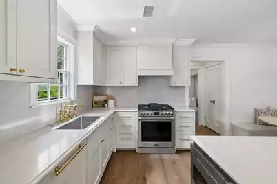 2315 Mount Pleasant Street, Charleston, SC 29403 - Photo 12
