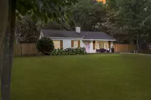 1524 Shandon St, Charleston, SC 29412 - Photo 32