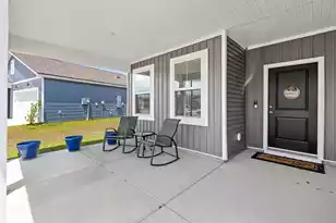 132 Eldridge St, Summerville, SC 29486 - Photo 2