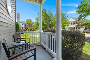 1885 Hubbell Dr, Mount Pleasant, SC 29466 - Photo 4