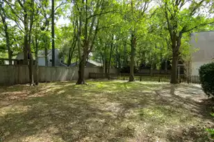 1918 Trimbleston Pl, Mount Pleasant, SC 29464 - Photo 10