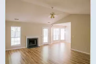 1918 Trimbleston Place, Mount Pleasant, SC 29464 - Photo 2