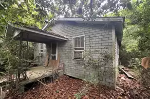 1327 N and South Rd, Charleston, SC 29412 - Photo 4