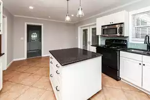 838 Fred St, Charleston, SC 29412 - Photo 12