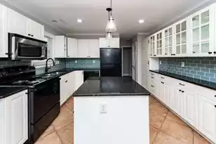 838 Fred St, Charleston, SC 29412 - Photo 10