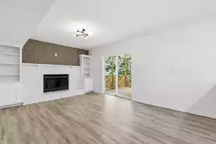 222 Basswood Ave, Summerville, SC 29483 - Photo 8