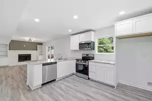 222 Basswood Ave, Summerville, SC 29483 - Photo 4