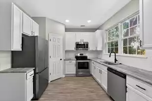 215 Evesham Dr, Summerville, SC 29485 - Photo 14