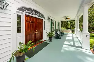 101 Drayton Dr, Summerville, SC 29483 - Photo 10