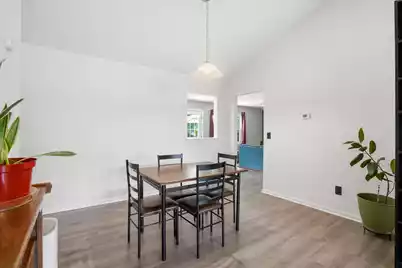 325 Courtney Round, Summerville, SC 29486 - Photo 6