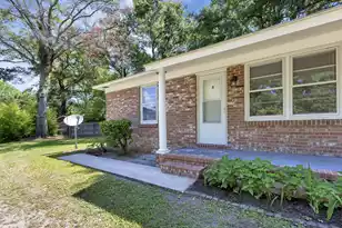 1746 Avalon Circle E, Charleston, SC 29407 - Photo 4