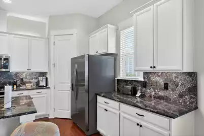 203 Ilderton Street, Summerville, SC 29483 - Photo 6