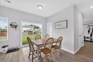107 Oldenburg Dr, Summerville, SC 29486 - Photo 8