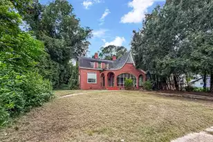 147 Lowman St, Orangeburg, SC 29115 - Photo 2