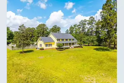 905 Raysor Street W, Saint George, SC 29477 - Photo 2