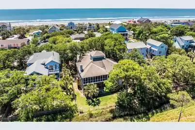 406 Cooper Avenue W, Folly Beach, SC 29439 - Photo 4
