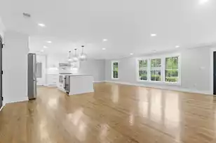 754 Beauregard St, Charleston, SC 29412 - Photo 12