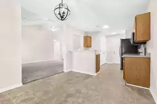 1311 Lantern Rd, Summerville, SC 29486 - Photo 12