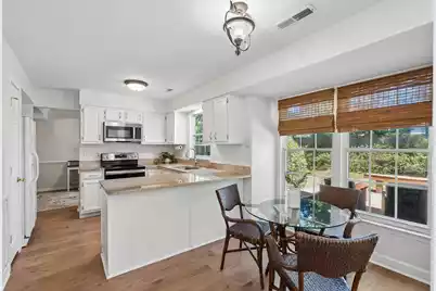 2060 Presidio Drive, Mount Pleasant, SC 29466 - Photo 6